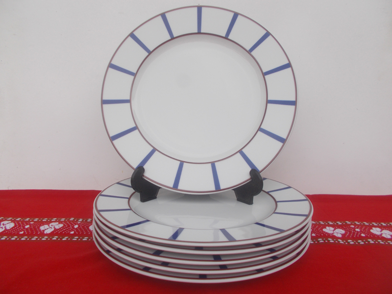 6 Assiette  plates  bleu  rouge 26 cm (B)